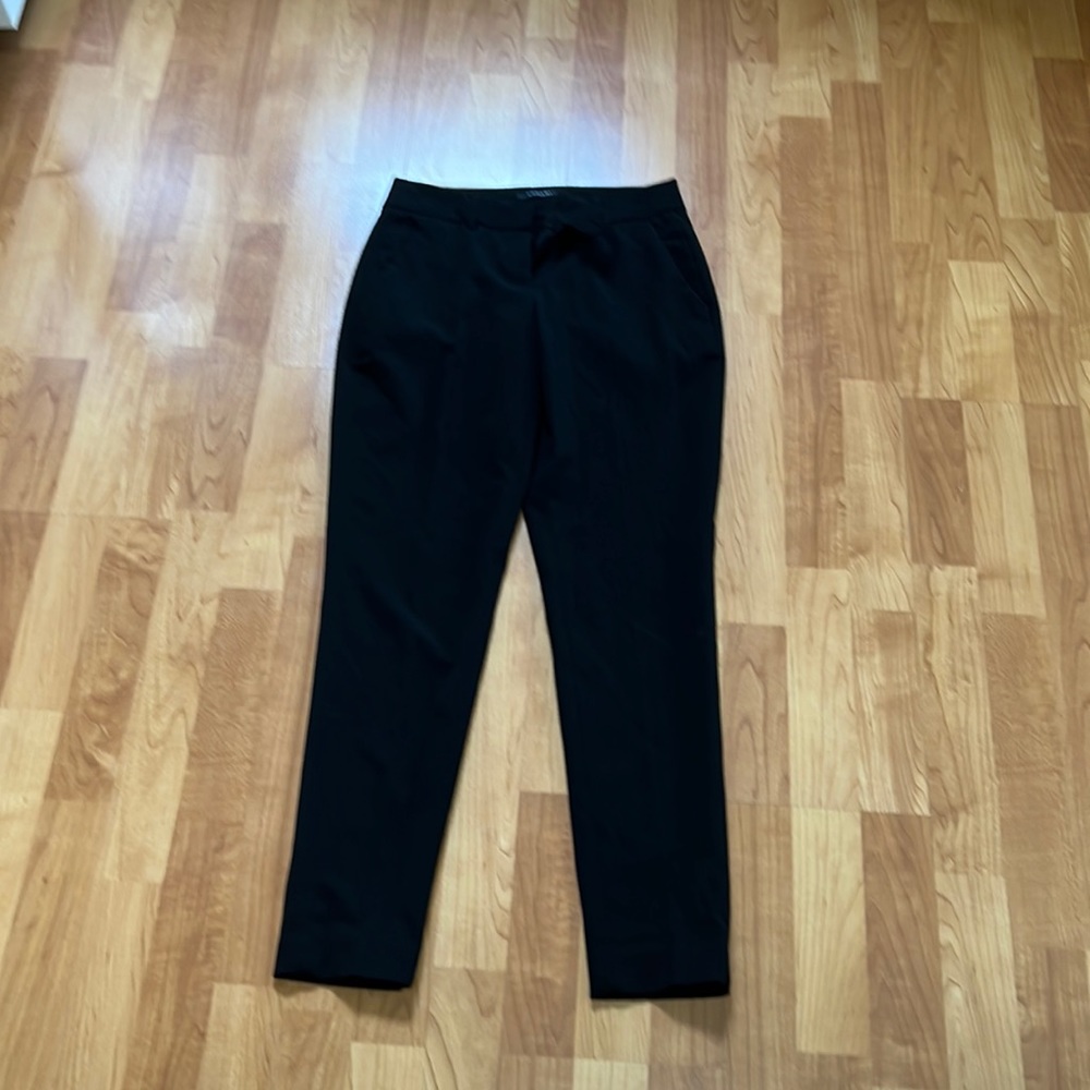Size 2 Tahari skinny leg dress pants
